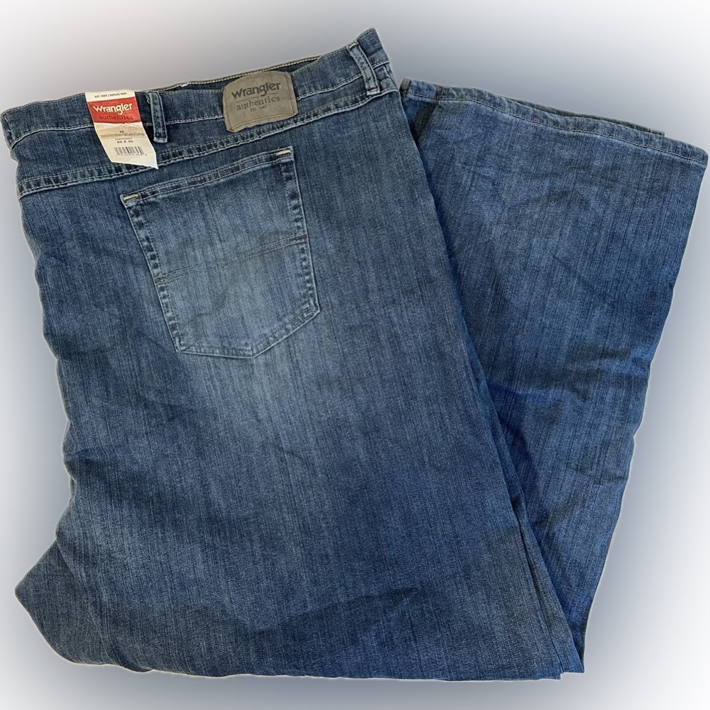 Wrangler Authentics Men's Classic 5-Pocket Relaxed Fit Cotton Jean 60x30